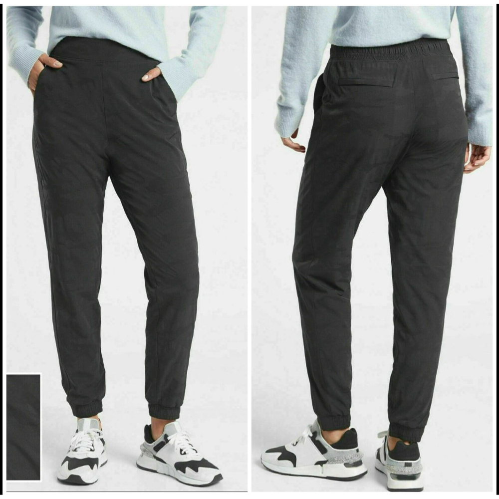 Athleta Brooklyn Lined Jogger Pants 14 Black Textured Camo